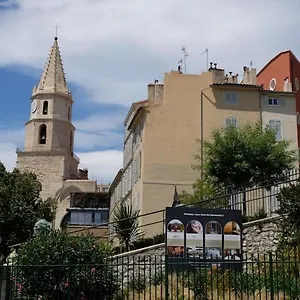 Апарт-отель Residhotel Vieux Port